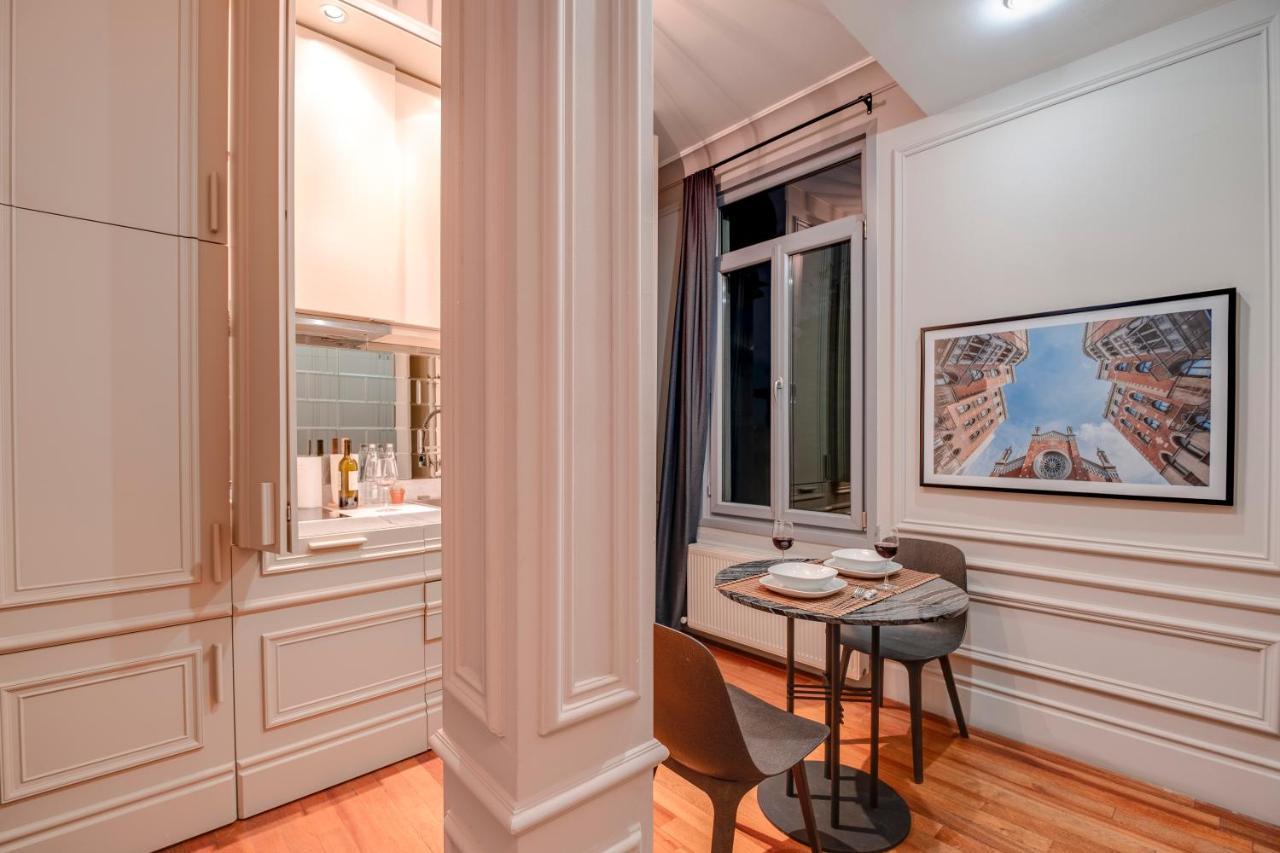 Homie Suites - Luxury Apartments In Galata Istanbul Eksteriør bilde